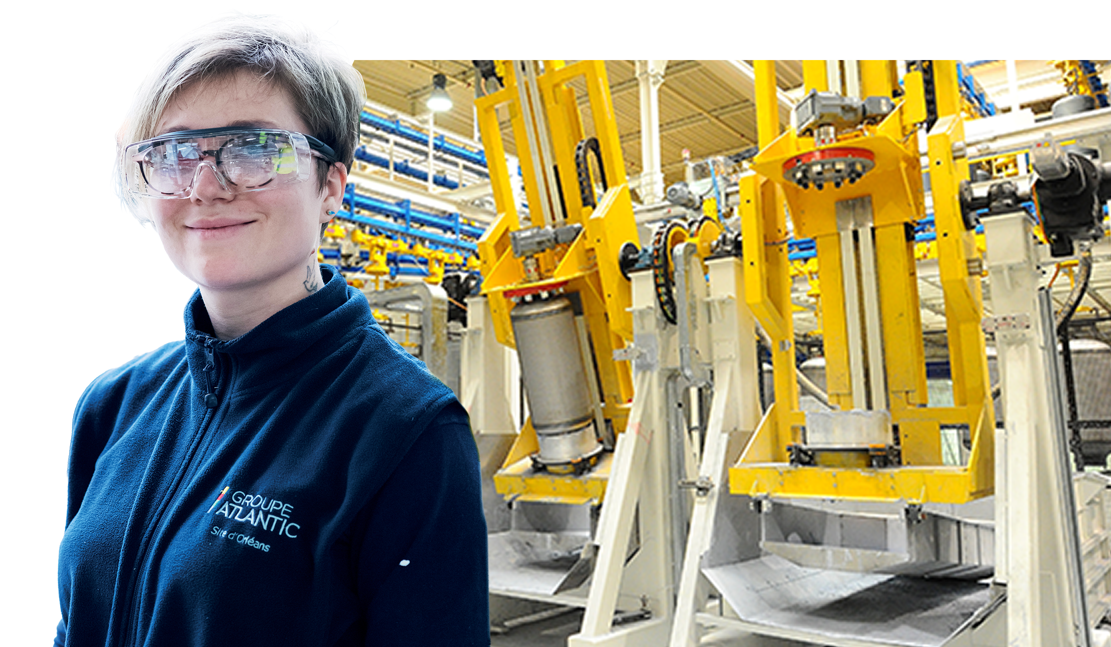 Collaboratrice de GROUPE ATLANTIC devant un site de production